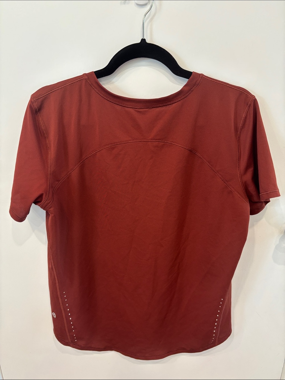 Lululemon Rust Red Crewneck Short Sleeve Running Tee - Picture 2 of 3